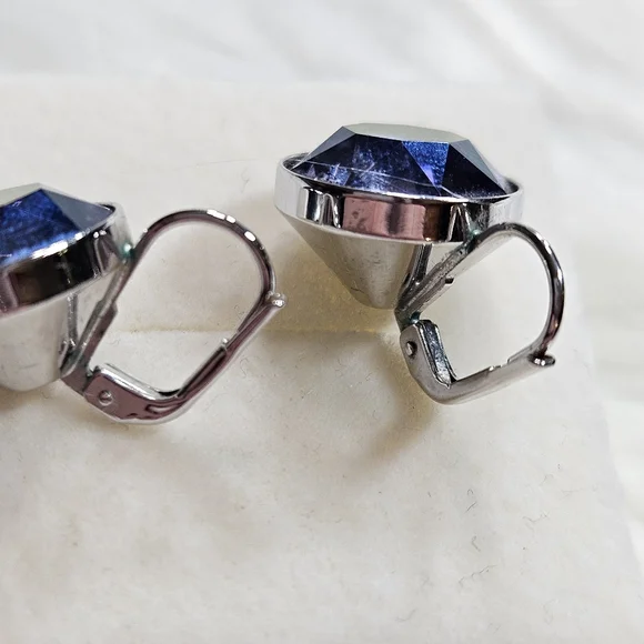 🆕️ Swarovski Retired Purple Bella Drop Earrings - Picture 4 of 8